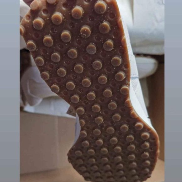 (Rare) New Balance sneakers 327 style kids size 7 women's 8 or 8 1/2 - Picture 2 of 7